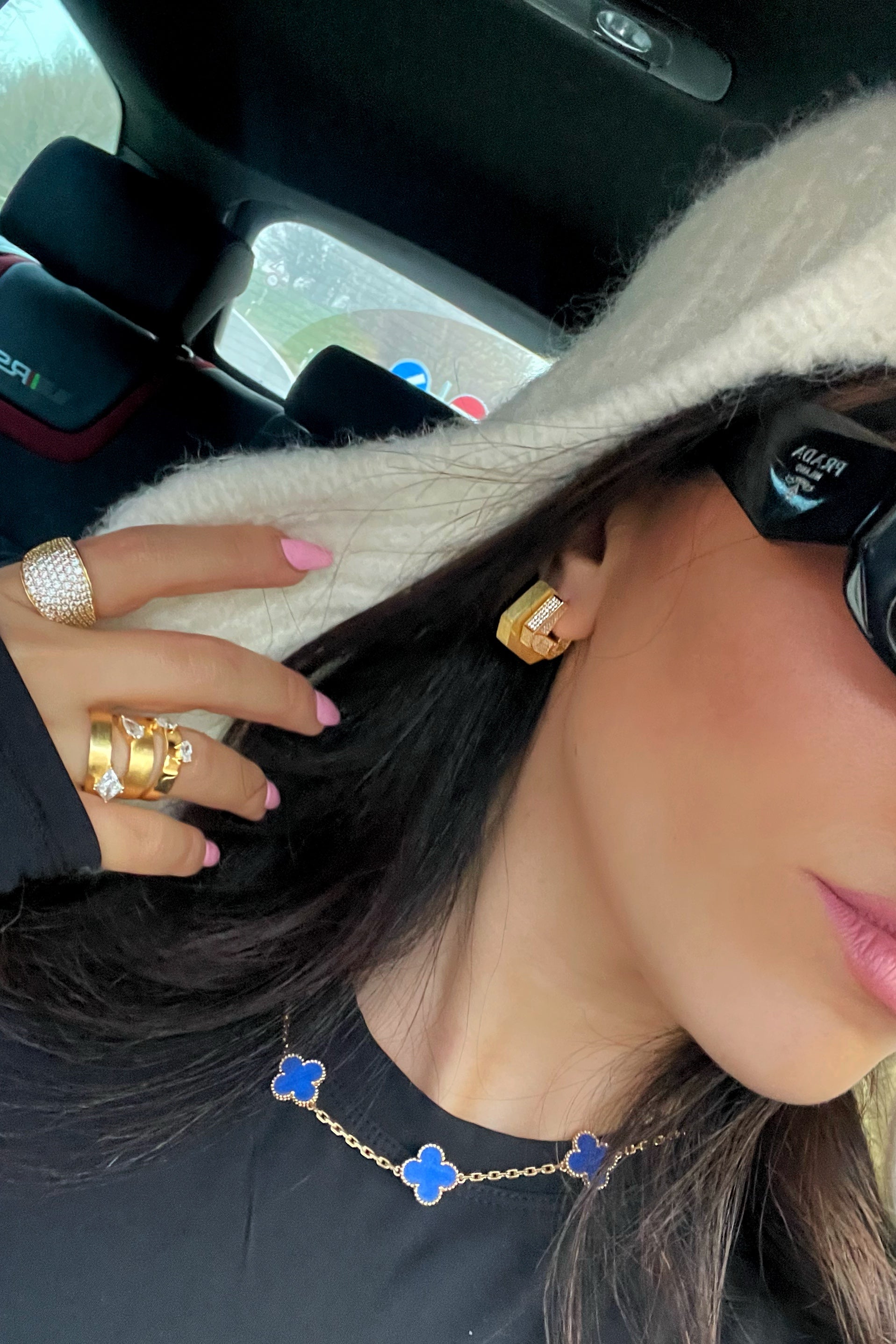 Amina Hex Matte Hoops أقراط أمينة سداسية غير لامعة