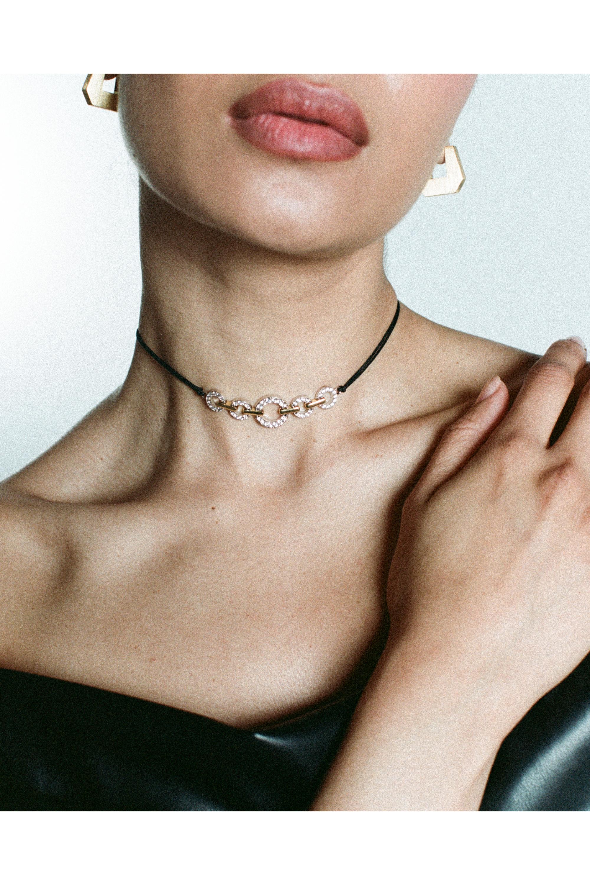 Hoop-Link Black Cord Choker