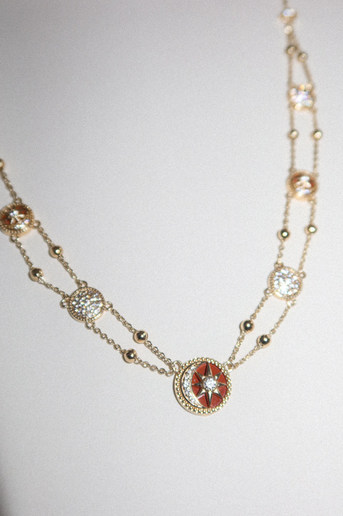 Desert Tale Necklace عقد حكاية الصحراء