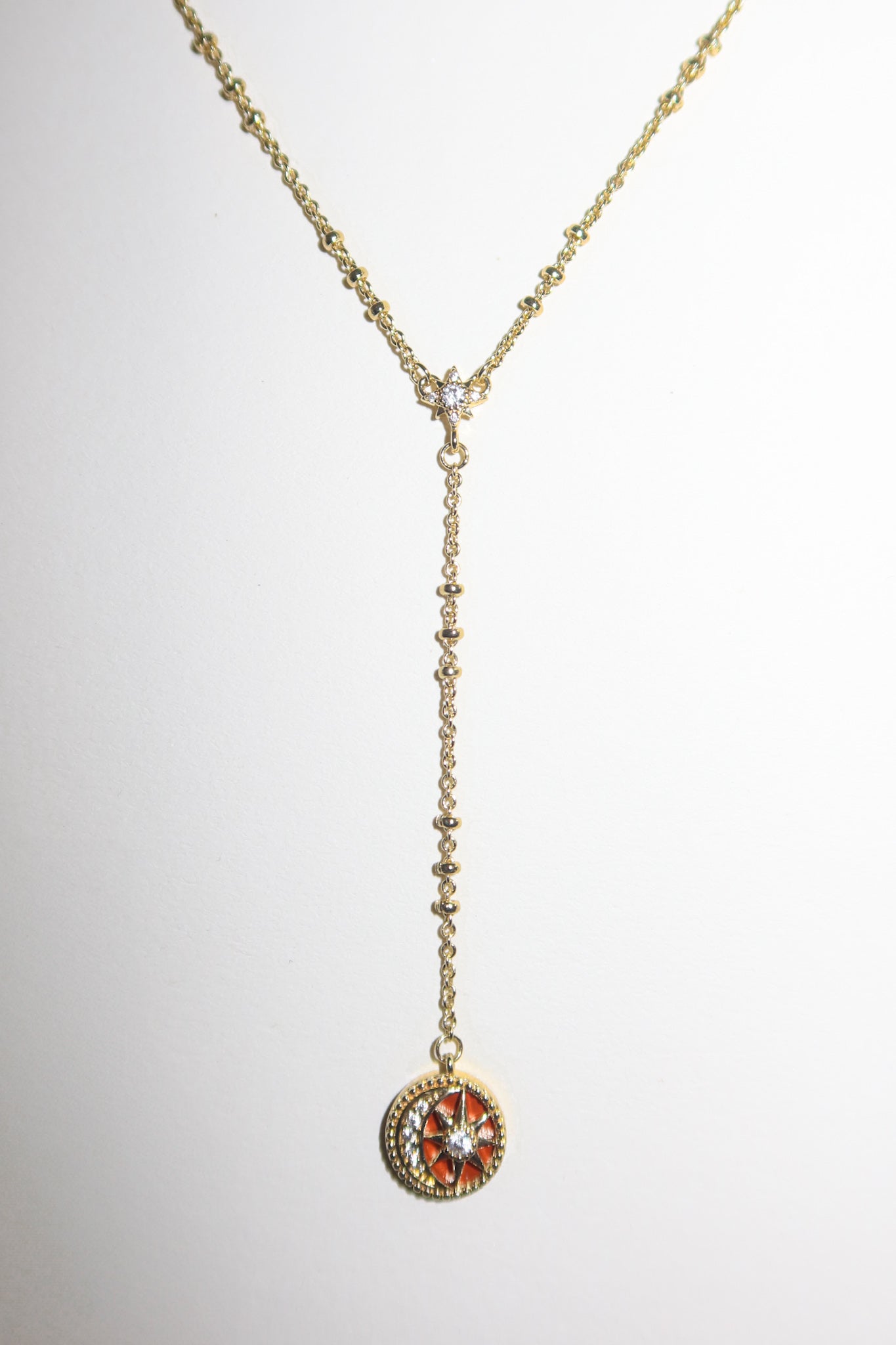Desert Tale Drop Necklace عقد متدلي حكاية الصحراء