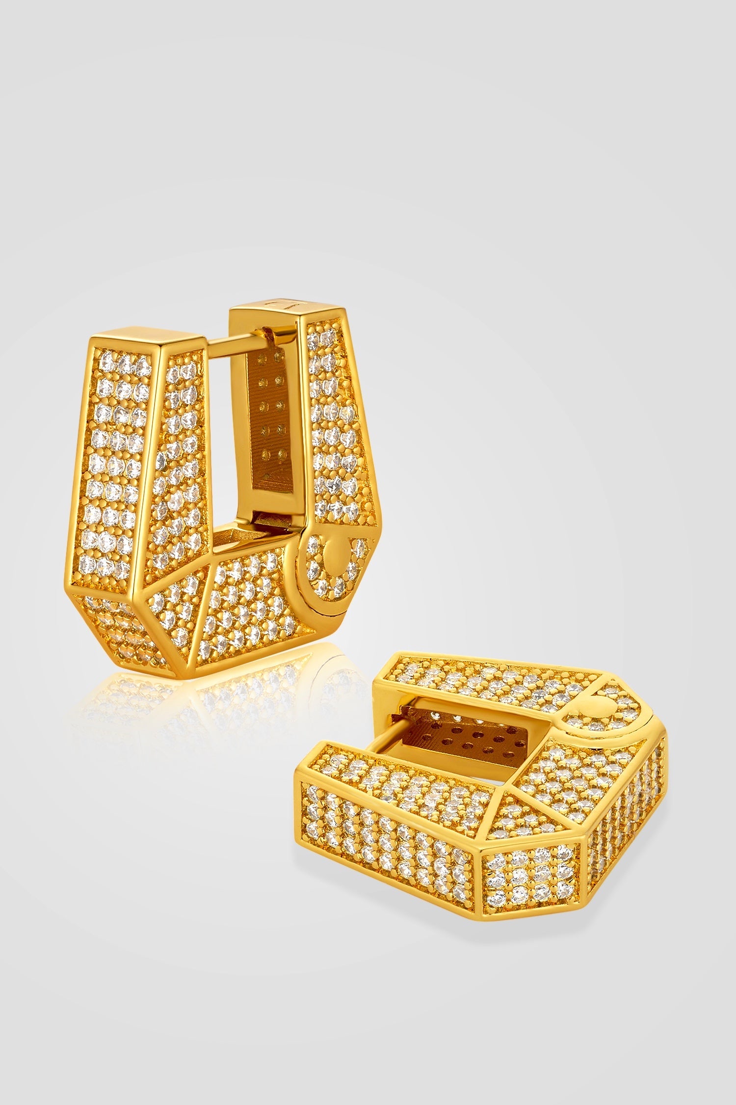 Amina Hex Paved Hoops أقراط حلقية سداسية مرصعة أمينه