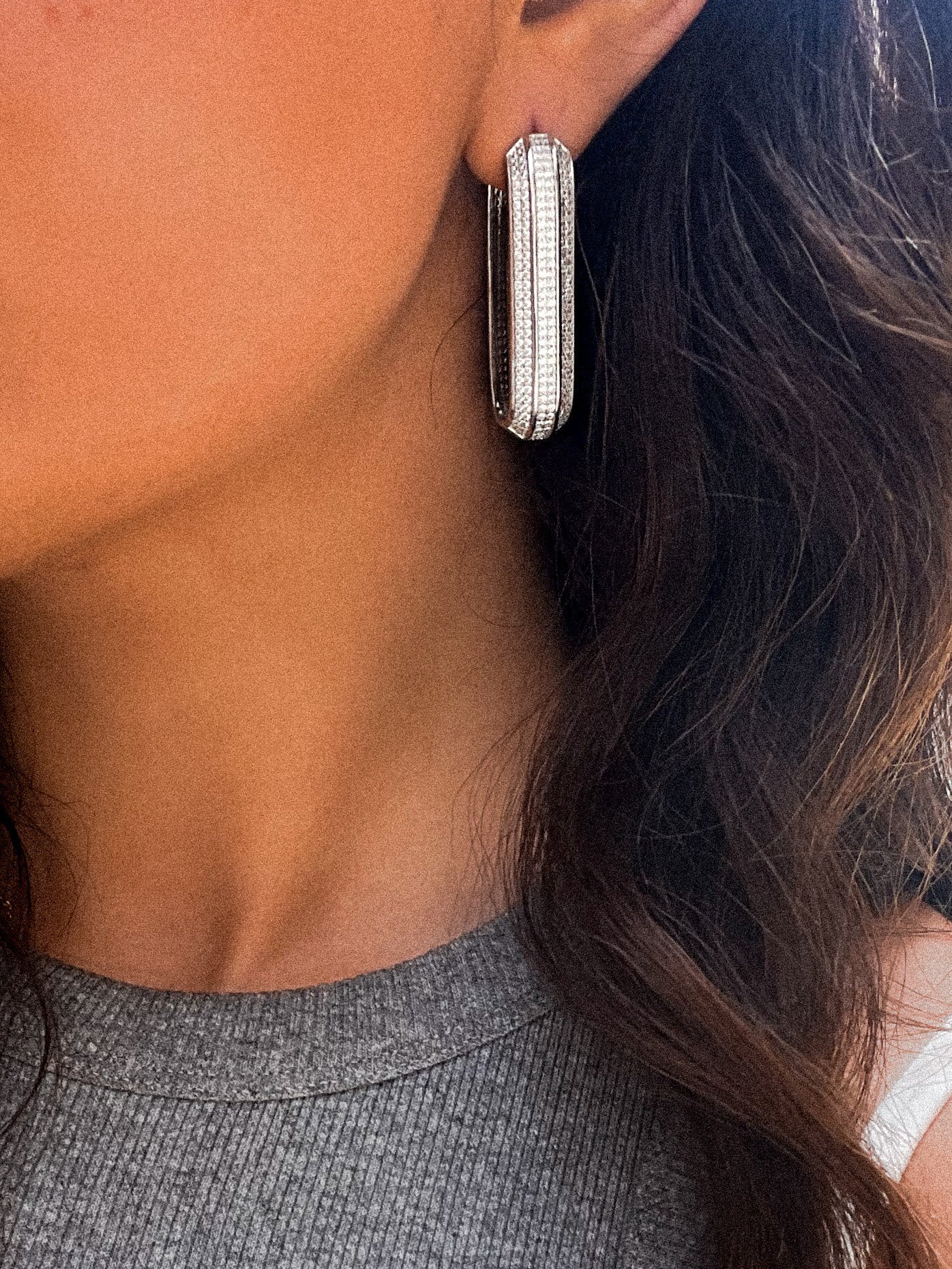 Azimuth Oval Hoops Silver حلق أزيموث البيضاوي فضي