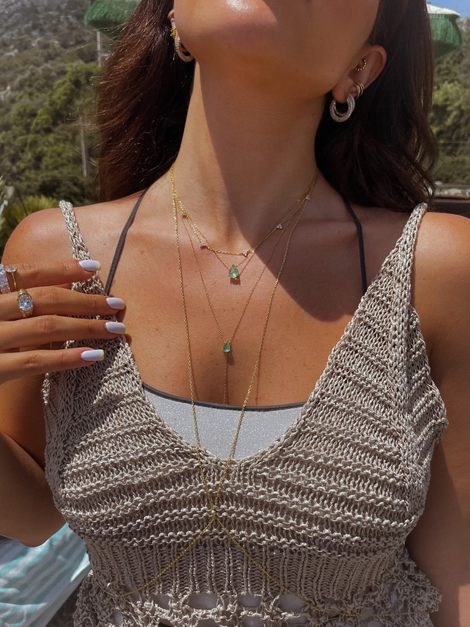 Green Capri Layered Necklace قلادة كابري الخضراء متعددة الطبقات