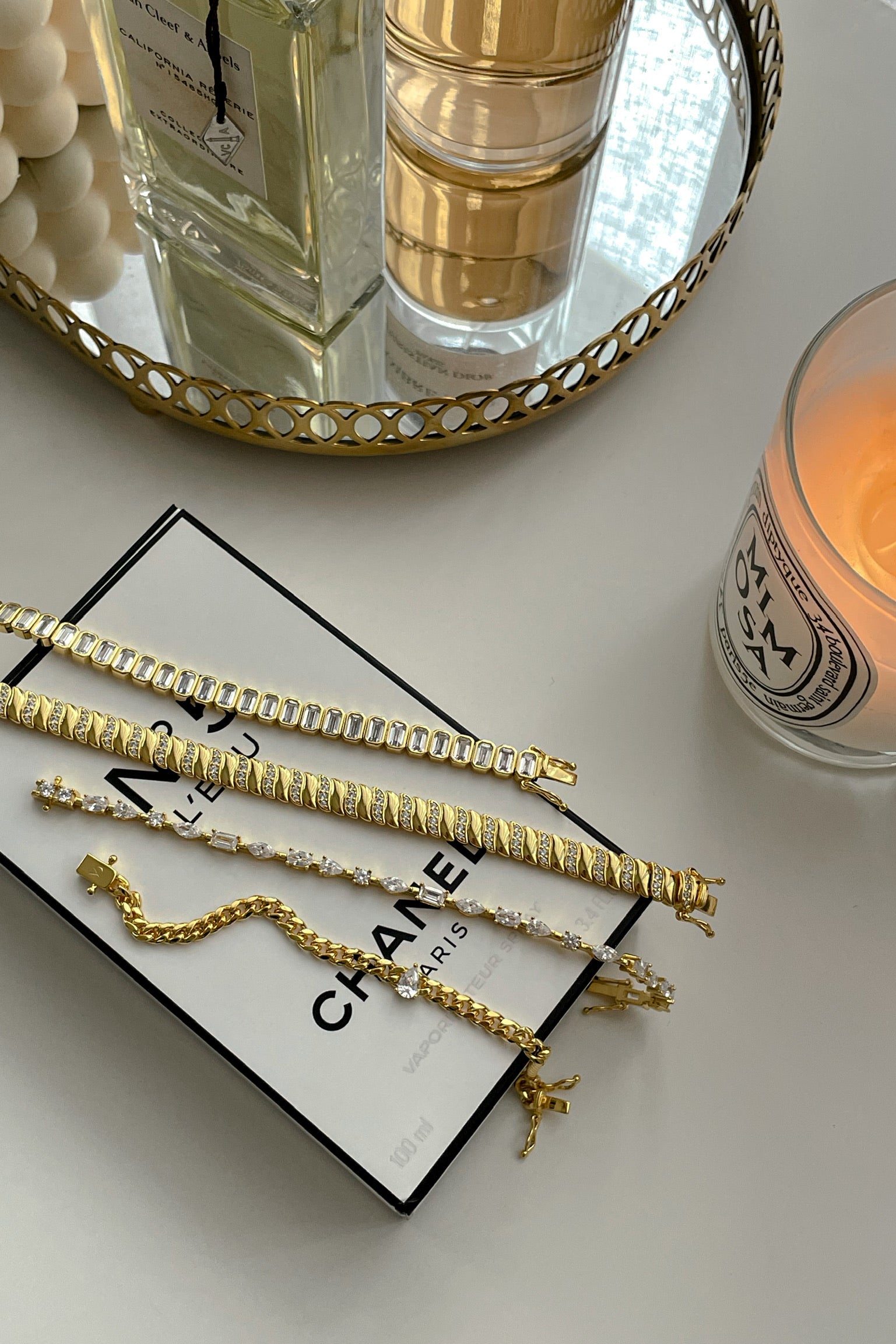 Nala Teardrop Cuban Chain Bracelet سوار نالا بشكل دمعه