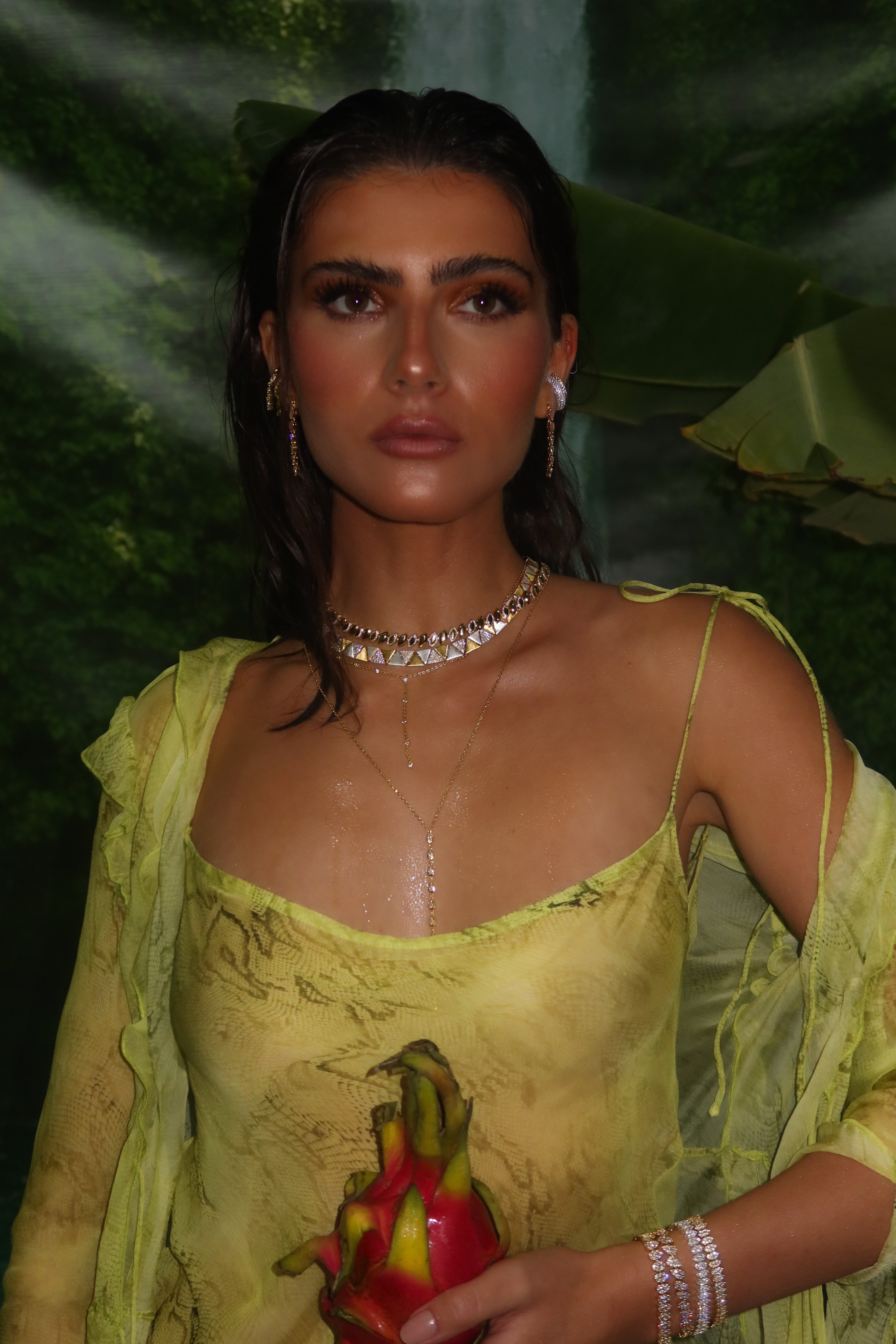 Basic drop Necklace  عقد بيزك دروب