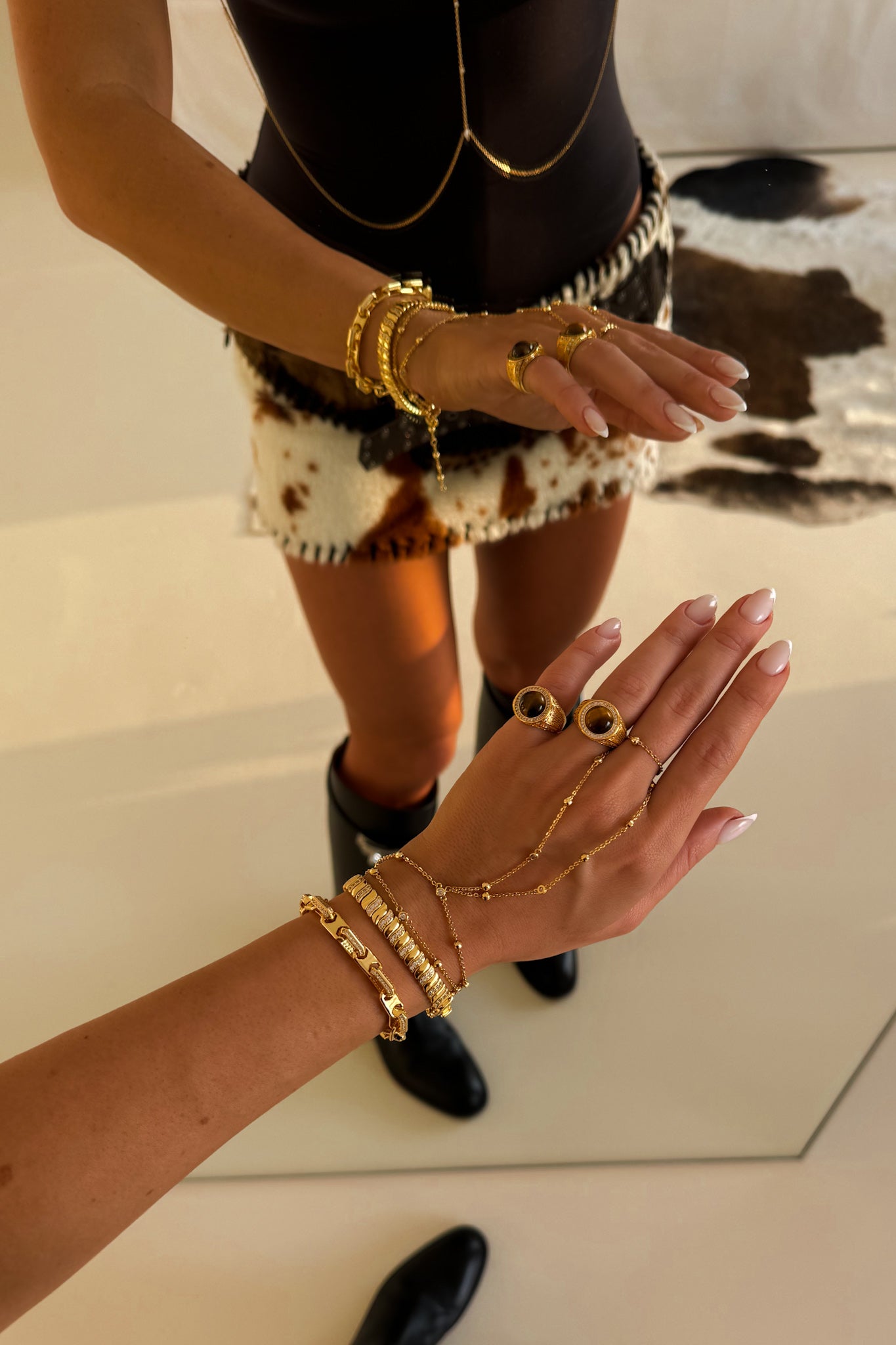 Alfreya Tiger Eye Signet Ring خاتم ألفريا بحجرعين النمر