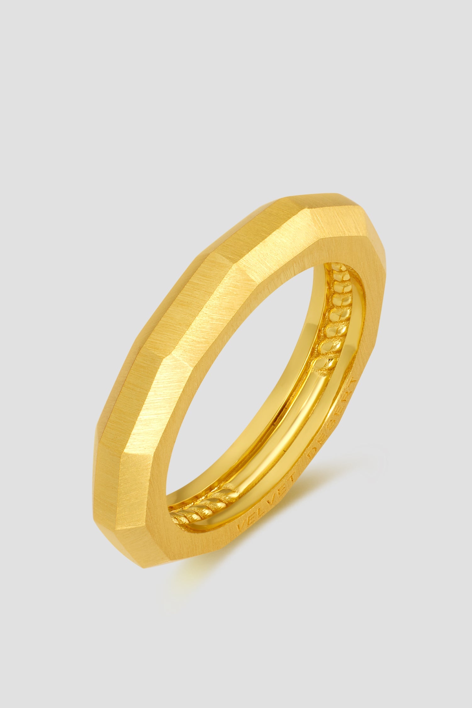 Hex matte Ring خاتم بافيه غير لامع