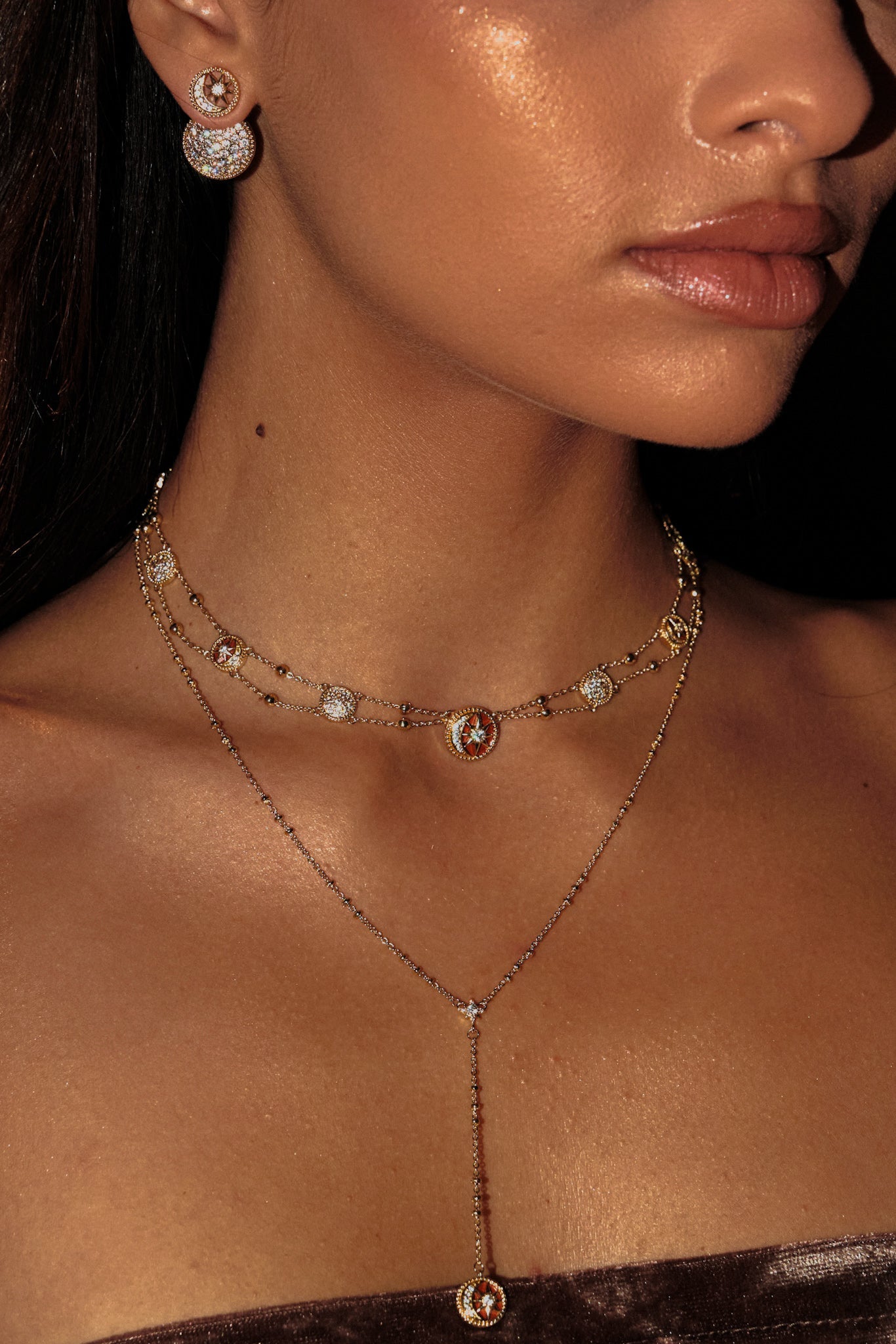 Desert Tale Drop Necklace    عقد متدلي حكاية الصحراء