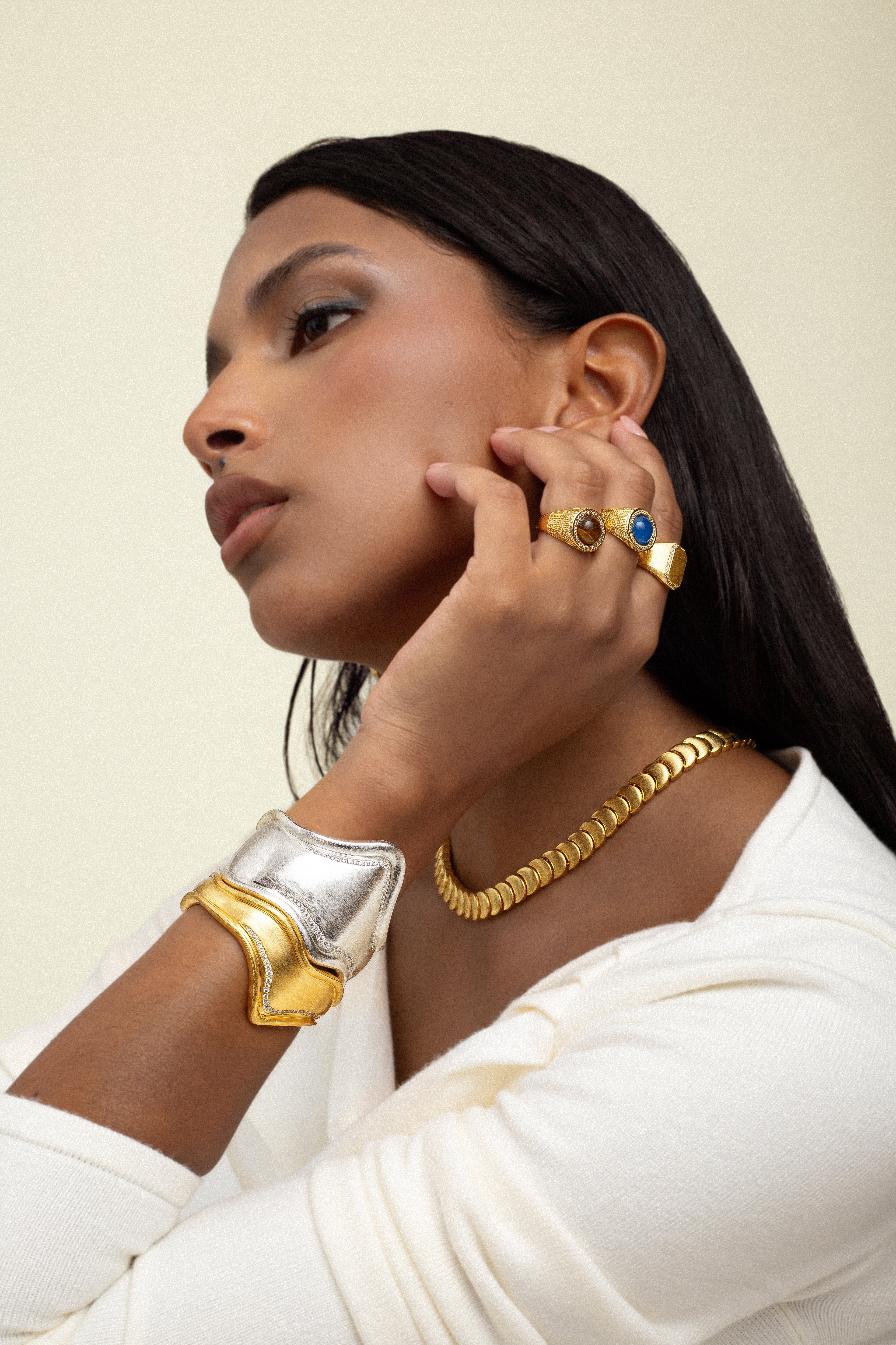 Dune Midnight Hand Cuff  سوار يد ديون ميدنايت