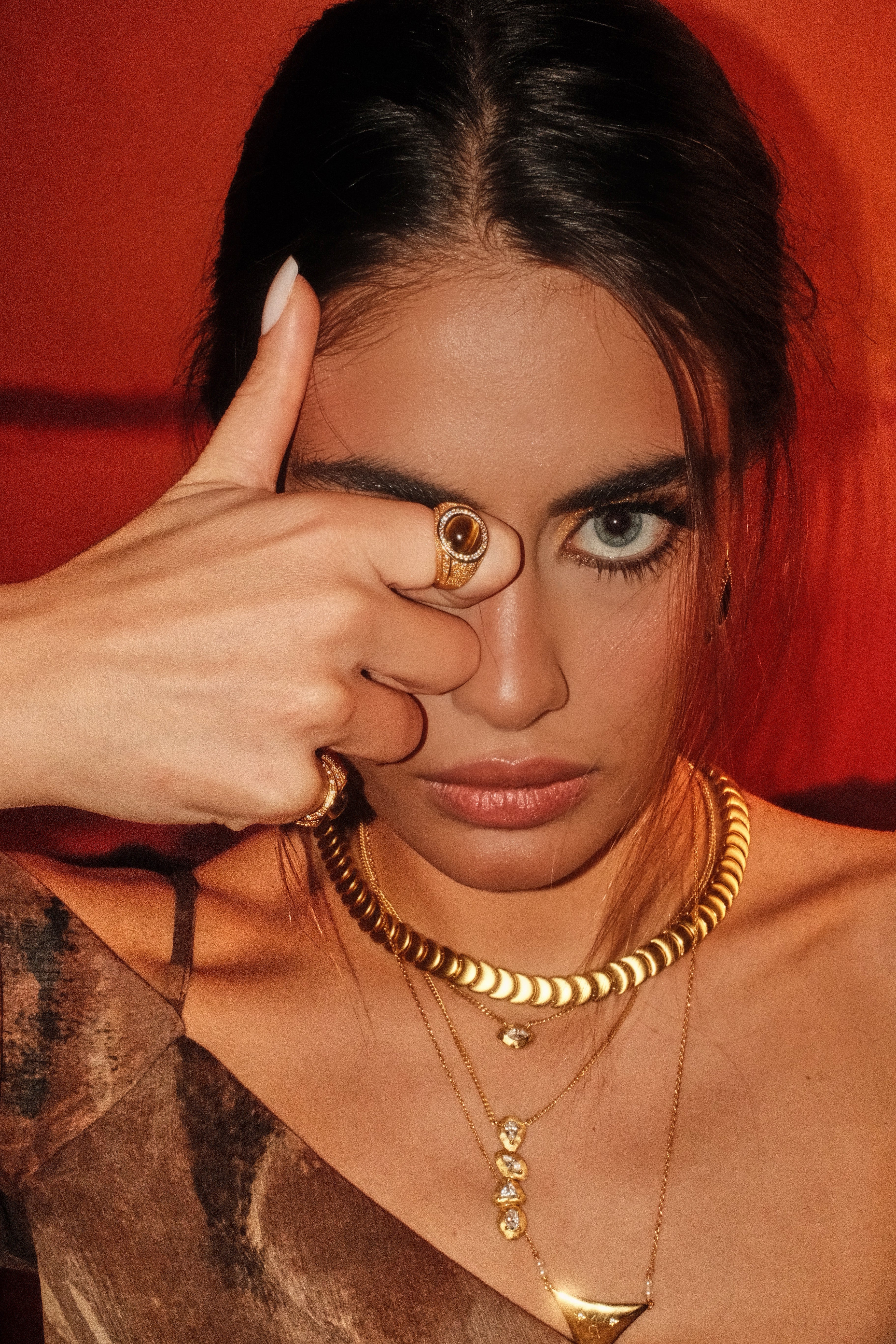 Alfreya Tiger Eye Signet Ring خاتم ألفريا بحجرعين النمر