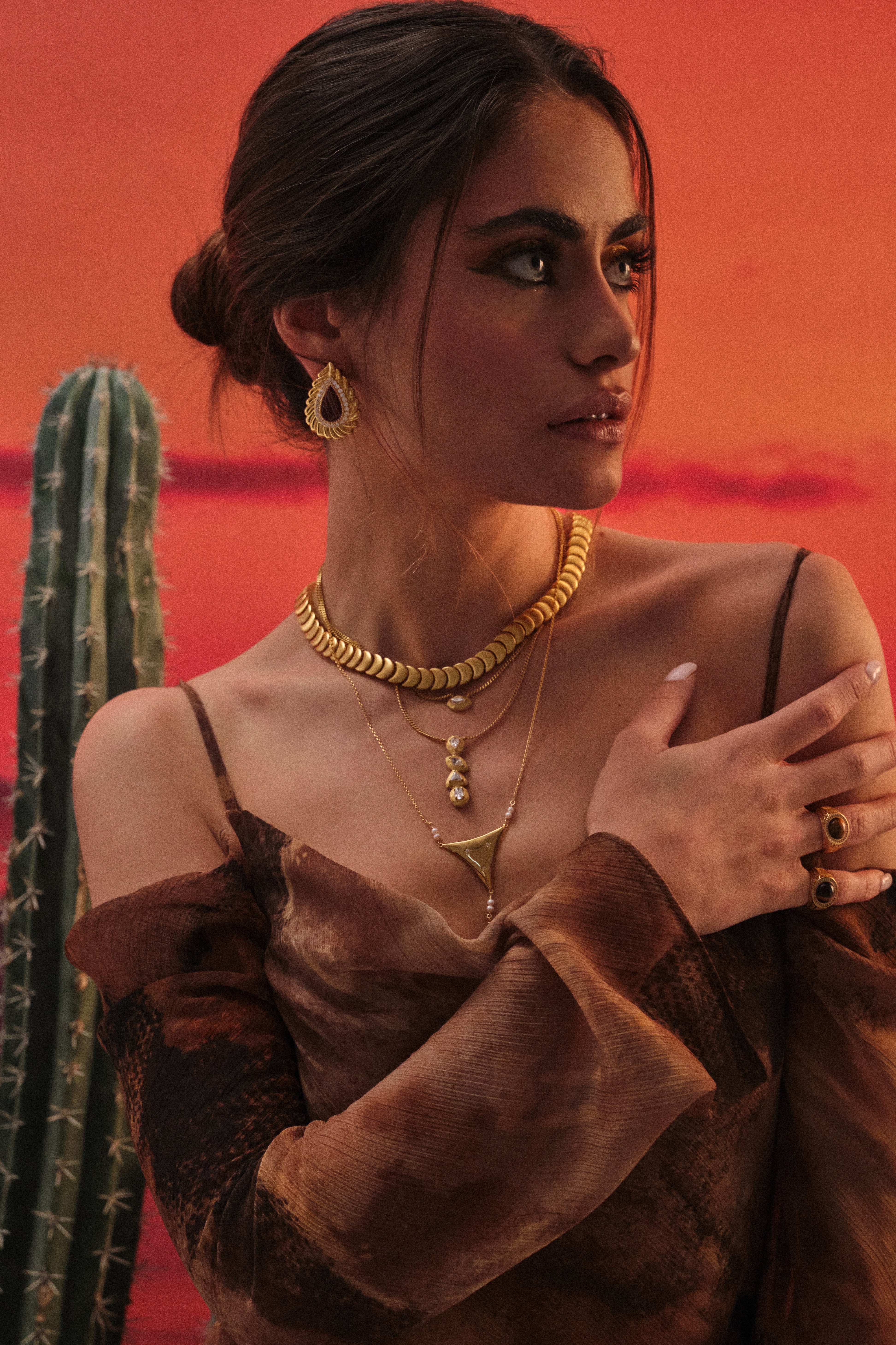 Giza Hand Chain  سلسلة يد جيزا