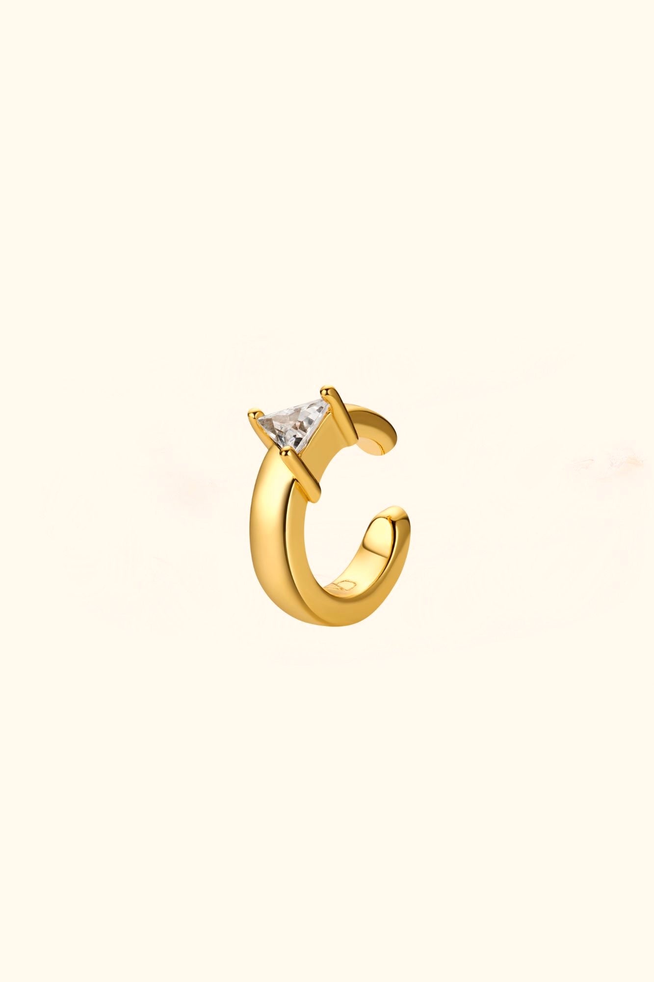 Triangle Stone Ear Cuff كبسة أذن بحجر مثلث