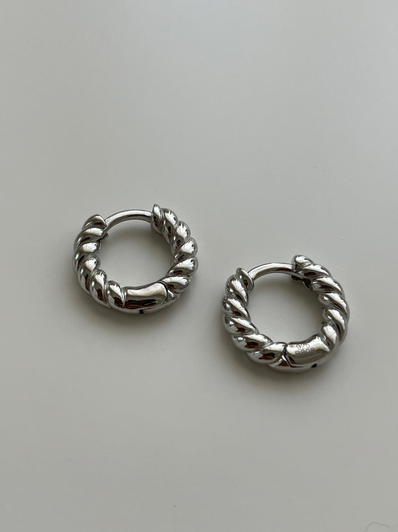 Lulu Hoops Silver