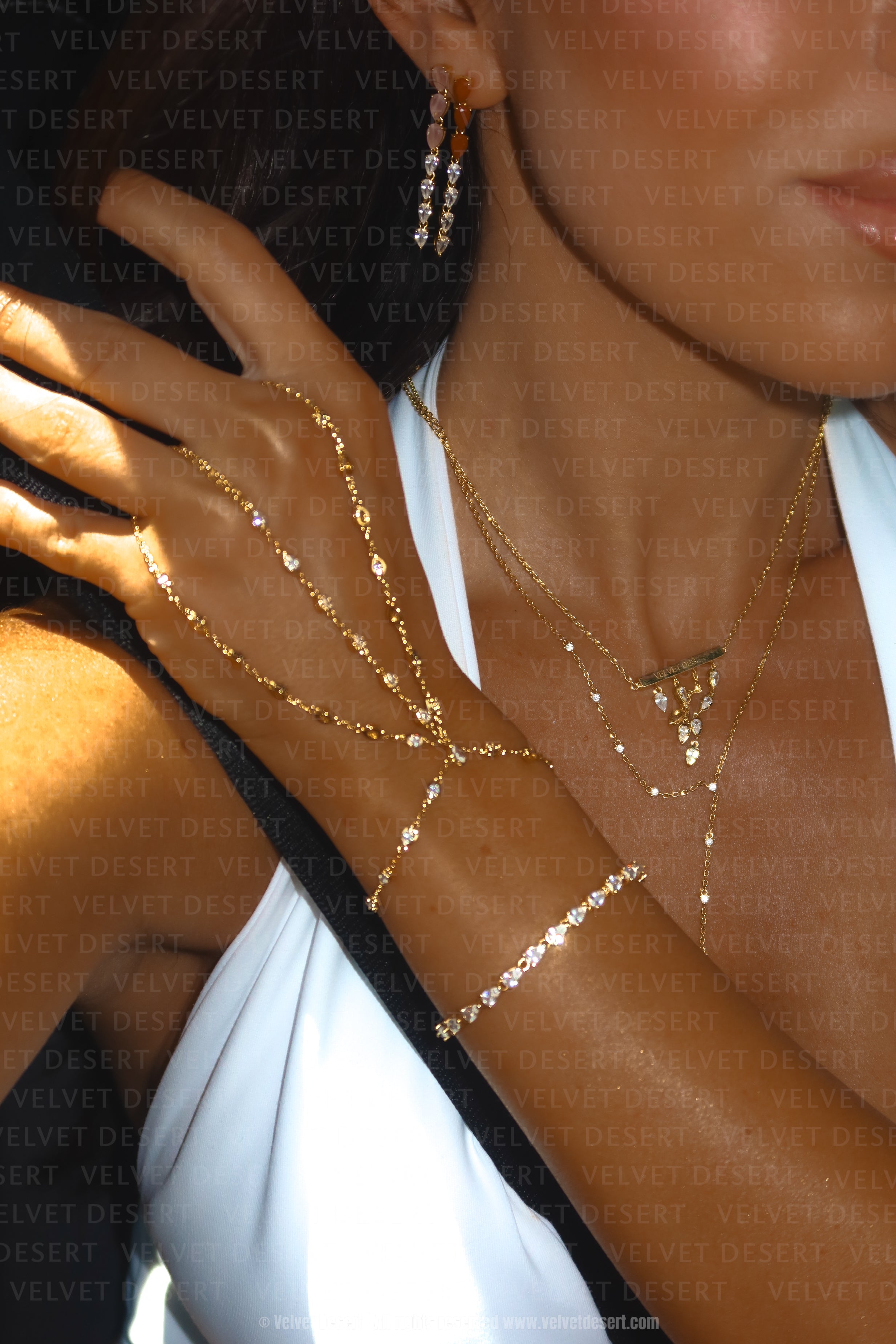 Basic Teardrop Bracelet سوار دمعة بسيط