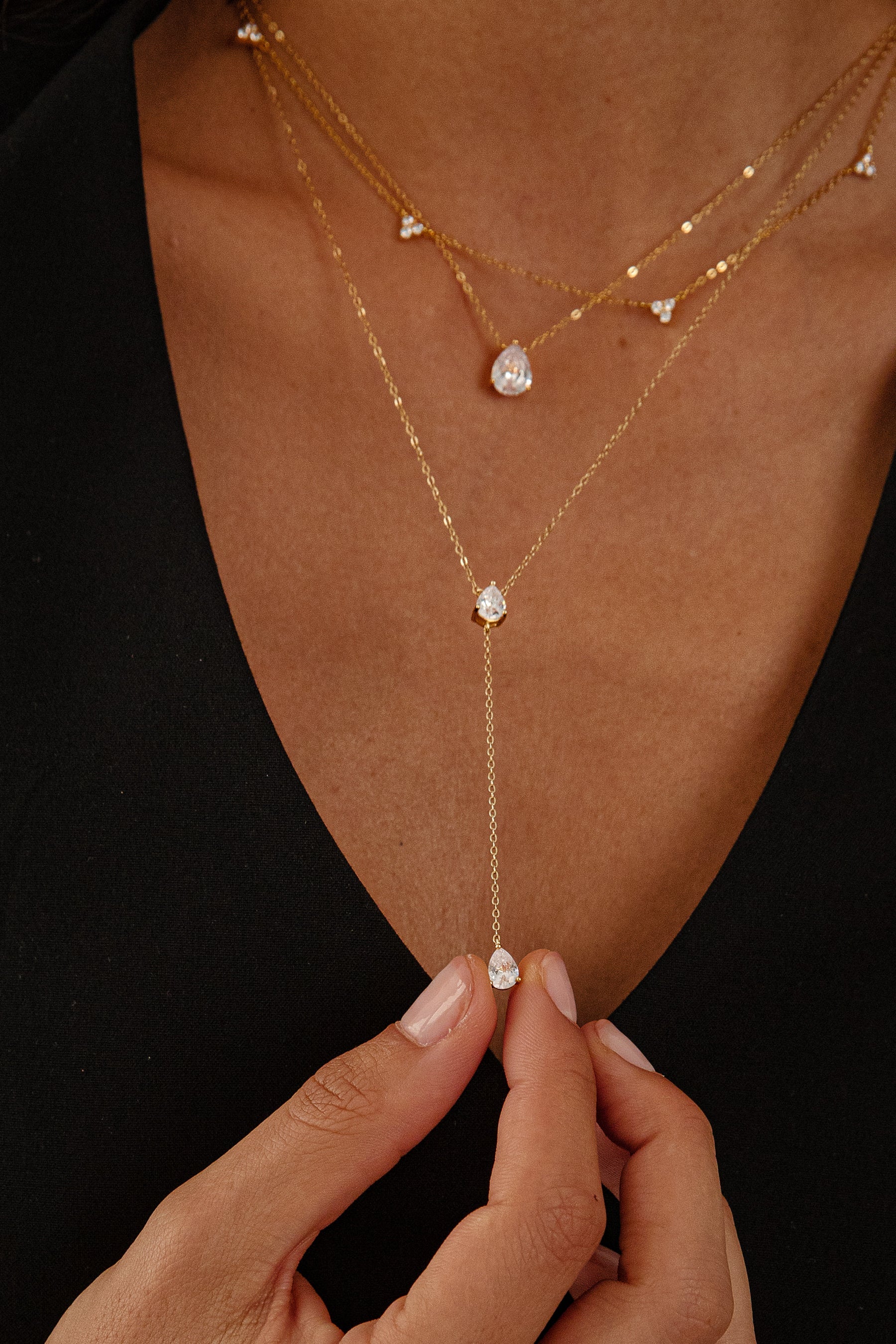  Capri Layered Necklace قلادة كابري متعددة الطبقات