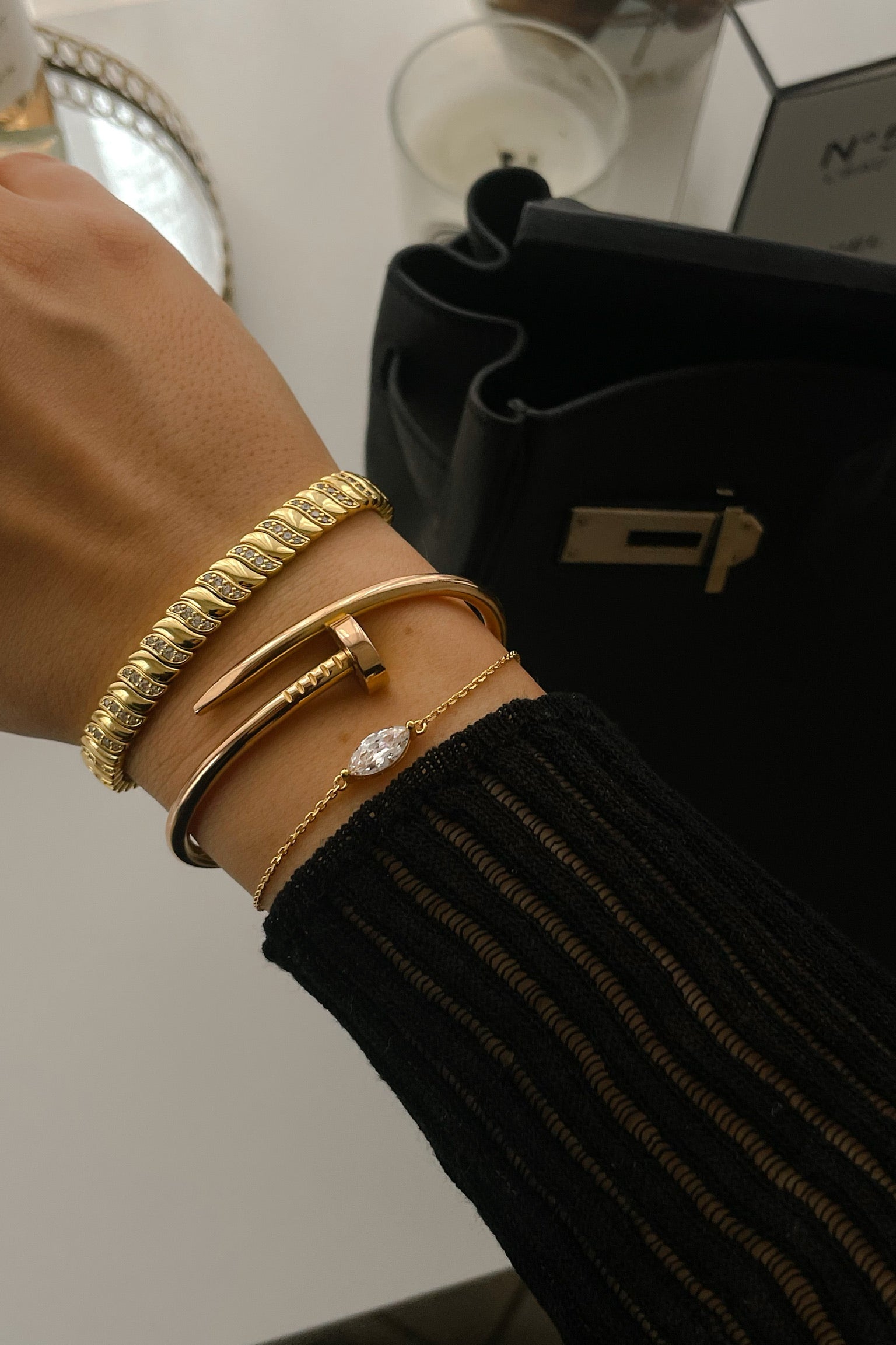  Mirage Pavé Chain Bracelet سوار سلسلة ميراج مزين بأحجار صغيرة (بافيه).